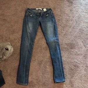 Hollister dark wash girls jeans